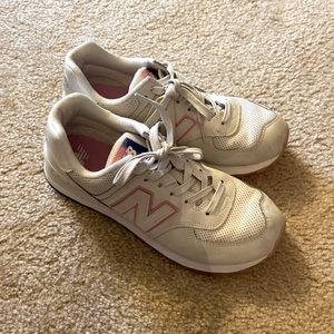 574 NB Sneakers